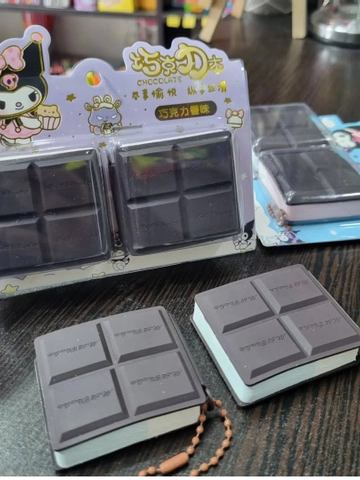 مینی دفترچه شکلاتی آویز دار با بوی شکلات