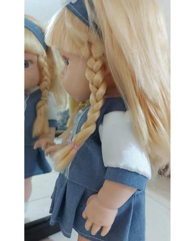 عروسک رستا با موهای زیبا و لخت